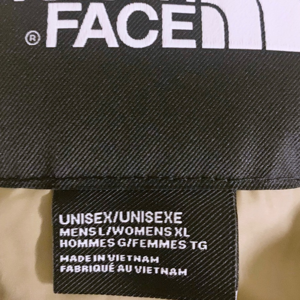 The North Face Sherpa Nuptse Jacket - Picture 11 of 12